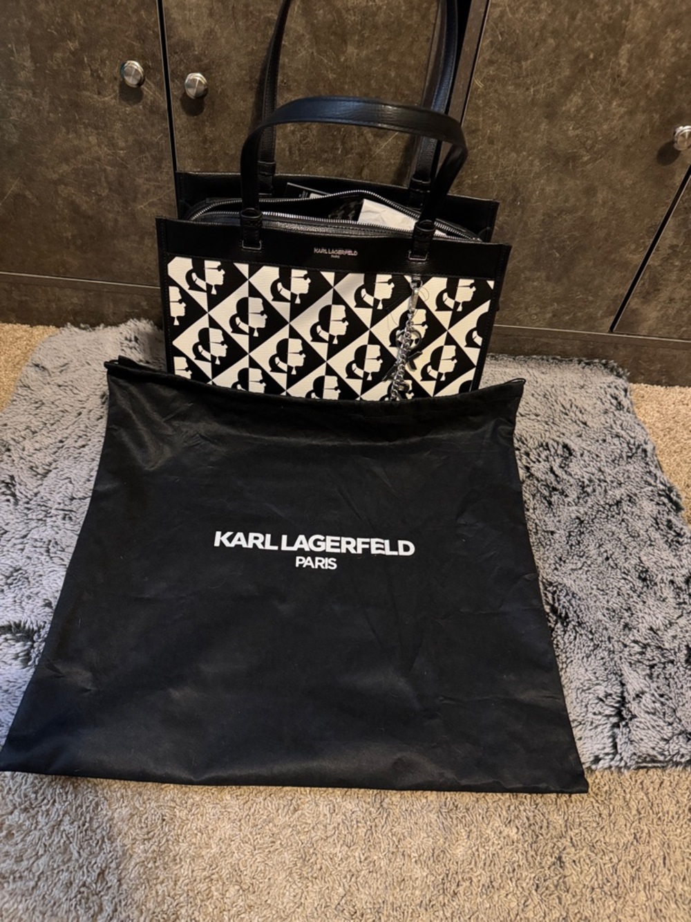 Karl Lagerfeld Black and White Geometric Logo Tote With Dustbag - Picture 13 of 13